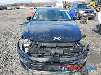 Piąte zdjęcie samochodu w środku: 2025 HYUNDAI SONATA HYBRID LIMITED VIN:KMHL54JJXSA105604 - miniatura