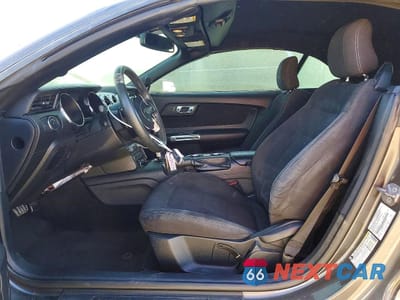 Zdjęcie 7 z 12 samochodu: 2015 FORD MUSTANG VIN:1FATP8EMXF5371526 - miniatura