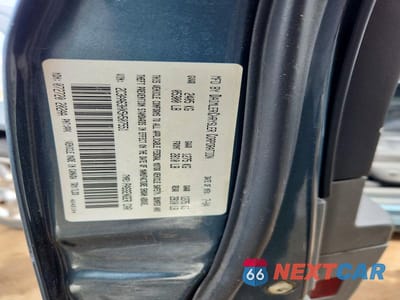 Zdjęcie 12 z 12 samochodu: 2005 CHRYSLER 300C VIN:2C3AA63HX5H507551 - miniatura