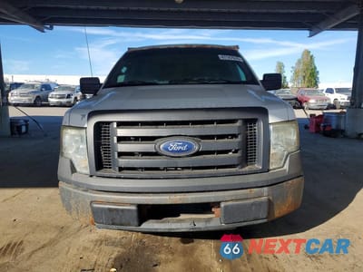 Piąte zdjęcie samochodu w środku: 2010 FORD F-150 VIN:1FTMF1CW5AKE60668 - miniatura