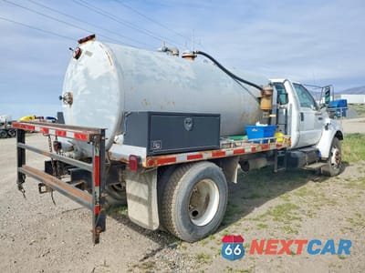 Trzecie zdjęcie samochodu z tyłu: 2007 FORD F750 SUPER DUTY TANK TRUCK VIN:3FRWF75B97V515451 - miniatura