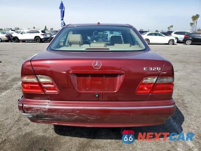 Zdjęcie 6 z 11 samochodu: 2001 MERCEDES-BENZ E 320 VIN:WDBJF65JX1B354751 - miniatura