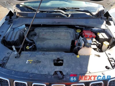 Zdjęcie 12 z 12 samochodu: 2019 JEEP COMPASS LATITUDE VIN:3C4NJDBB9KT835738 - miniatura