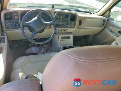 Zdjęcie 8 z 13 samochodu: 2002 CHEVROLET SUBURBAN K1500 VIN:3GNFK16Z82G199921 - miniatura