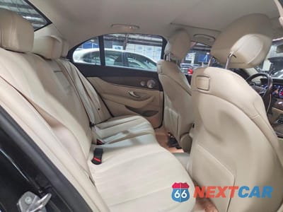Zdjęcie 10 z 11 samochodu: 2018 MERCEDES-BENZ E 300 VIN:WDDZF4JB2JA294127 - miniatura
