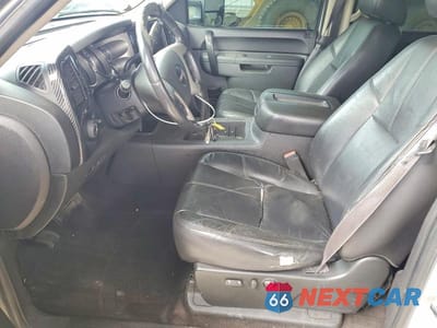 Zdjęcie 7 z 12 samochodu: 2012 GMC SIERRA K3500 SLE VIN:1GT423C82CF135870 - miniatura
