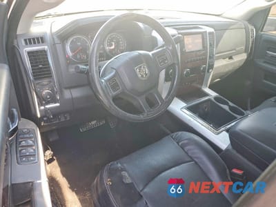 Zdjęcie 8 z 12 samochodu: 2012 DODGE RAM 2500 LARAMIE VIN:3C6UD5KL8CG260955 - miniatura