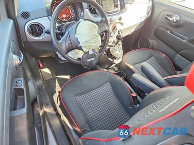 Zdjęcie 8 z 13 samochodu: 2017 FIAT 500 POP VIN:3C3CFFLR3HT580193 - miniatura