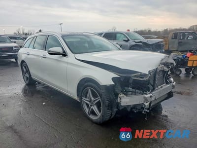 Czwarte zdjęcie samochodu z boku: 2019 MERCEDES-BENZ E 450 4MATIC VIN:WDDZH6JB2KA525969 - miniatura