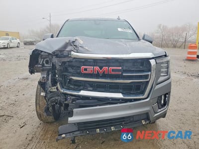 Piąte zdjęcie samochodu w środku: 2022 GMC YUKON XL K1500 SLT VIN:1GKS2GKD8NR164745 - miniatura