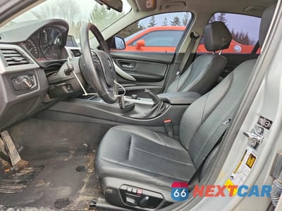 Zdjęcie 7 z 12 samochodu: 2012 BMW 320 I VIN:WBA3B1C50CF078250 - miniatura