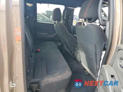 Zdjęcie 10 z 12 samochodu: 2024 NISSAN FRONTIER PRO-4X VIN:1N6ED1EK7RN645655 - miniatura