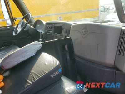 Piąte zdjęcie samochodu w środku: 2014 INTERNATIONAL 4300 BOX TRUCK VIN:1HTMMAAM0EH468965 - miniatura