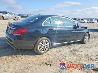 Trzecie zdjęcie samochodu z tyłu: 2019 MERCEDES-BENZ C 300 4MATIC VIN:55SWF8EB4KU303285 - miniatura