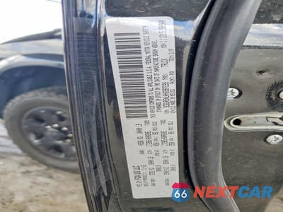 Zdjęcie 12 z 12 samochodu: 2017 RAM 2500 LARAMIE VIN:3C6UR5NL0HG587239 - miniatura