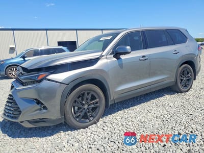 2025 TOYOTA GRAND HIGHLANDER PLATINUM 5TDAAAB51SS092235 - główne zdjęcie licytacji z USA - miniatura