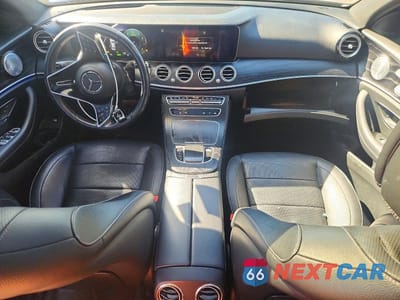 Zdjęcie 8 z 13 samochodu: 2021 MERCEDES-BENZ E 450 4MATIC VIN:W1KZF5KB7MA905049 - miniatura