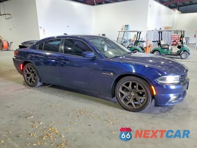 Czwarte zdjęcie samochodu z boku: 2015 DODGE CHARGER SXT VIN:2C3CDXHG0FH880203 - miniatura