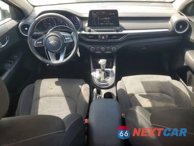 Zdjęcie 8 z 12 samochodu: 2021 KIA FORTE LXS VIN:3KPF24AD9ME387917 - miniatura