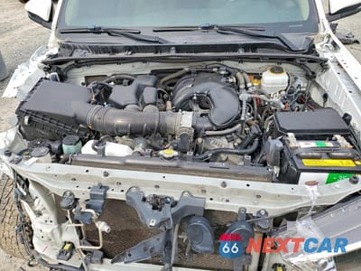 Zdjęcie 12 z 13 samochodu: 2016 TOYOTA 4RUNNER LIMITED VIN:JTEBU5JR7G5300246 - miniatura