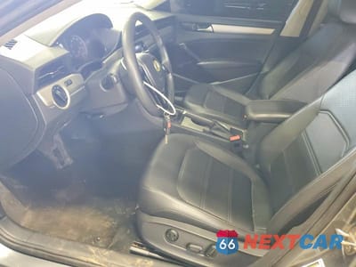 Zdjęcie 7 z 12 samochodu: 2021 VOLKSWAGEN PASSAT SE VIN:1VWSA7A32MC001921 - miniatura