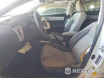 Zdjęcie 7 z 11 samochodu: 2019 TOYOTA COROLLA LE VIN:5YFBURHE2KP880113 - miniatura