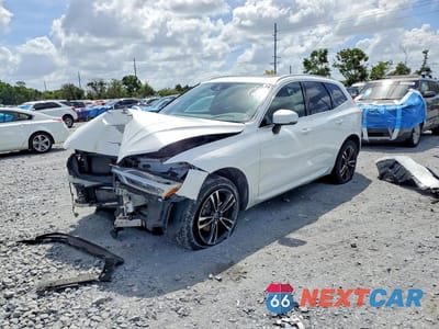 2019 VOLVO XC60 T5 MOMENTUM LYV102DK9KB376441 - główne zdjęcie licytacji z USA - miniatura