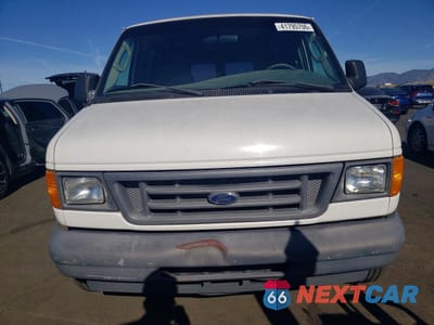 Piąte zdjęcie samochodu w środku: 2005 FORD E150 DELIVERY VAN VIN:1FTRE14W65HB31083 - miniatura