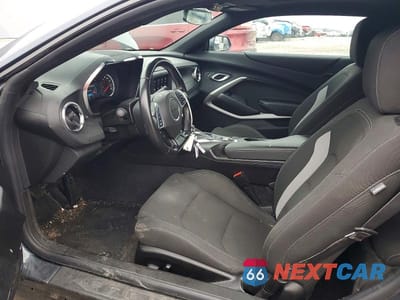 Zdjęcie 7 z 12 samochodu: 2021 CHEVROLET CAMARO LS VIN:1G1FA1RX3M0140510 - miniatura