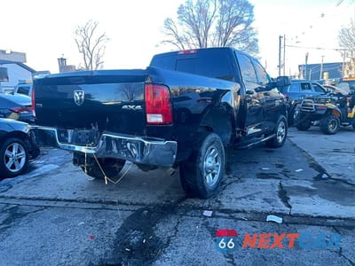 Czwarte zdjęcie samochodu z boku: 2018 RAM 2500 SLT VIN:3C6TR5DT1JG147114 - miniatura