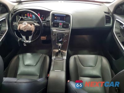 Zdjęcie 8 z 13 samochodu: 2015 VOLVO XC60 T5 PREMIER+ VIN:YV440MDCXF2620765 - miniatura