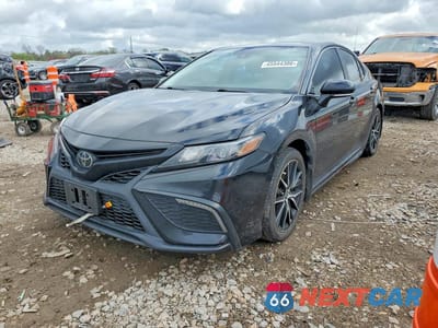 2024 TOYOTA CAMRY SE 4T1G11AK9RU887519 - główne zdjęcie licytacji z USA - miniatura