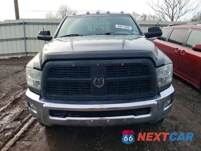 Piąte zdjęcie samochodu w środku: 2012 DODGE RAM 2500 SLT VIN:3C6TD5DT0CG187475 - miniatura