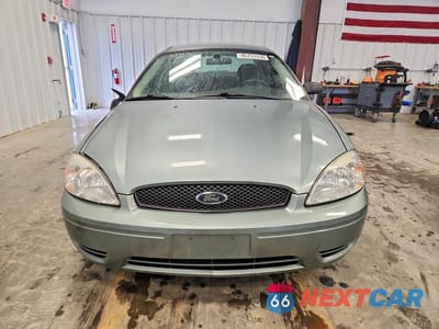 Piąte zdjęcie samochodu w środku: 2005 FORD TAURUS SE VIN:1FAHP53U55A109099 - miniatura