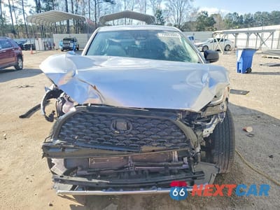 Piąte zdjęcie samochodu w środku: 2025 TOYOTA COROLLA CROSS L VIN:7MUAAAAG1SV139319 - miniatura