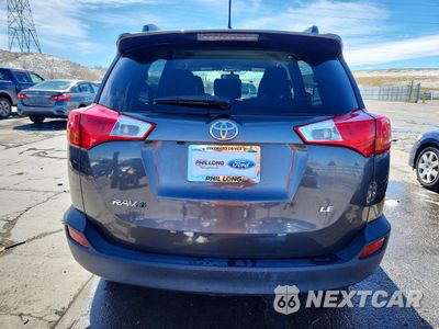 Zdjęcie 6 z 15 samochodu: 2015 TOYOTA RAV4 LE VIN:JTMZFREV0FJ059308 - miniatura