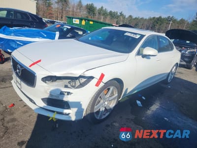 2018 VOLVO S90 T6 MOMENTUM LVY992MK7JP021210 - główne zdjęcie licytacji z USA - miniatura