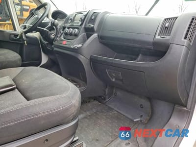 Zdjęcie 8 z 12 samochodu: 2016 RAM PROMASTER 1500 1500 STANDARD VIN:3C6TRVNG9GE112388 - miniatura