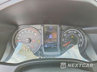 Zdjęcie 9 z 13 samochodu: 2019 TOYOTA TACOMA SR VIN:5TFAX5GN3KX160320 - miniatura