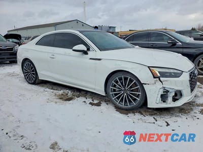 Czwarte zdjęcie samochodu z boku: 2023 AUDI A5 PREMIUM 45 VIN:WAUSAAF59PA007223 - miniatura