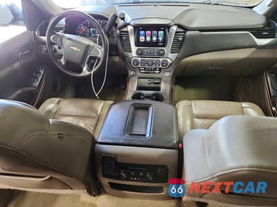 Zdjęcie 8 z 13 samochodu: 2016 CHEVROLET SUBURBAN K1500 LT VIN:1GNSKHKC3GR430952 - miniatura