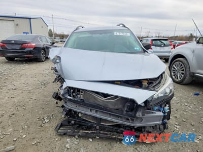 Piąte zdjęcie samochodu w środku: 2018 SUBARU CROSSTREK VIN:JF2GTAAC3JH216188 - miniatura