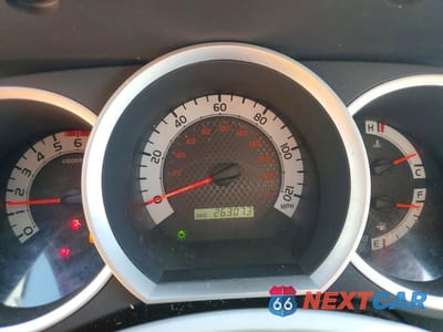 Zdjęcie 9 z 11 samochodu: 2012 TOYOTA TACOMA V6 VIN:3TMMU4FNXCM038501 - miniatura