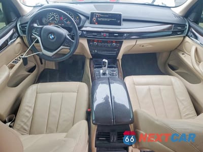 Zdjęcie 8 z 13 samochodu: 2015 BMW X5 XDRIVE35I VIN:5UXKR0C54F0K55215 - miniatura