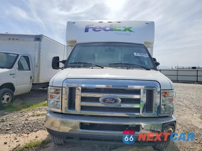 Piąte zdjęcie samochodu w środku: 2016 FORD ECONOLINE E350 SUPER DUTY CUTAWAY VAN VIN:1FDWE3FL7GDC18739 - miniatura