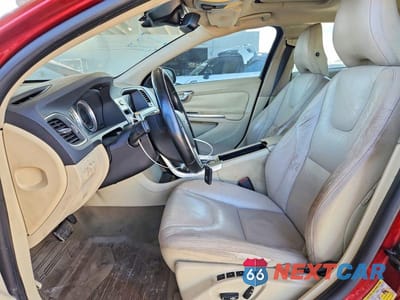 Zdjęcie 7 z 13 samochodu: 2012 VOLVO S60 T5 VIN:YV1622FS2C2116294 - miniatura