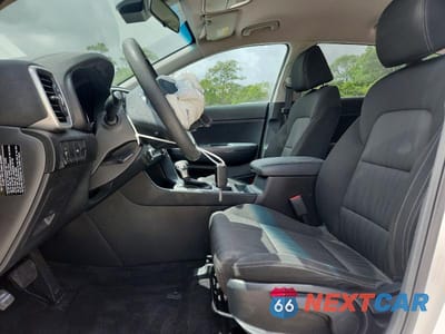 Zdjęcie 7 z 12 samochodu: 2022 KIA SPORTAGE LX VIN:KNDPM3AC1N7023525 - miniatura