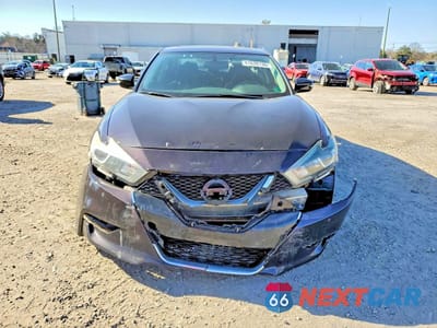Piąte zdjęcie samochodu w środku: 2017 NISSAN MAXIMA 3.5 SV VIN:1N4AA6AP3HC393301 - miniatura