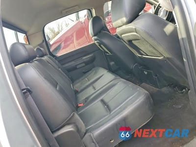 Zdjęcie 6 z 10 samochodu: 2014 CHEVROLET SILVERADO K3500 LT VIN:1GC4K0C87EF111212 - miniatura