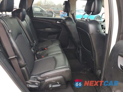 Zdjęcie 11 z 14 samochodu: 2019 DODGE JOURNEY CROSSROAD VIN:3C4PDCGG7KT717797 - miniatura